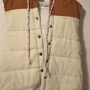 Hem & Thread Tan and Cream Vest